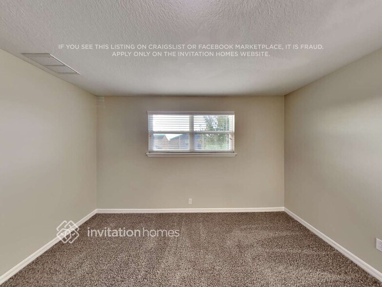 Building Photo - 1110 Bassano Way