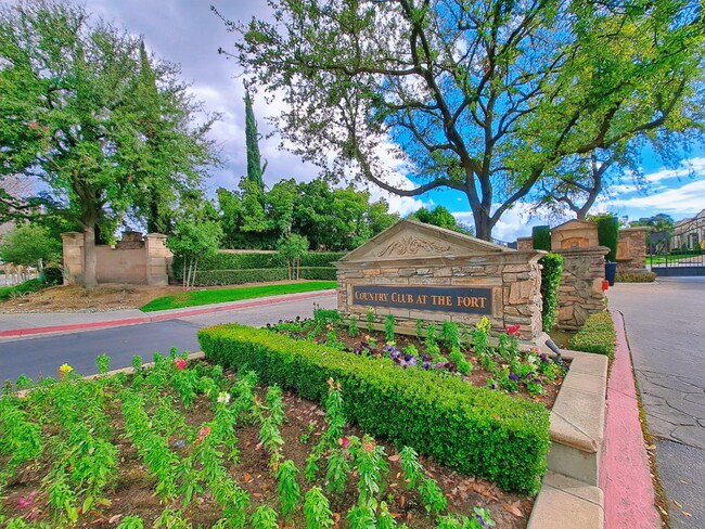 Building Photo - PRICE REDUCED TO $3795 – Custom Clovis Residence in Gated Community | Spacious Layout & 3-Car Gar...