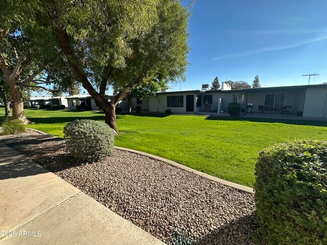 Building Photo - 4328 E Capri Ave