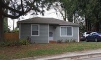 Building Photo - Remodeled and Roomy 2 bed
