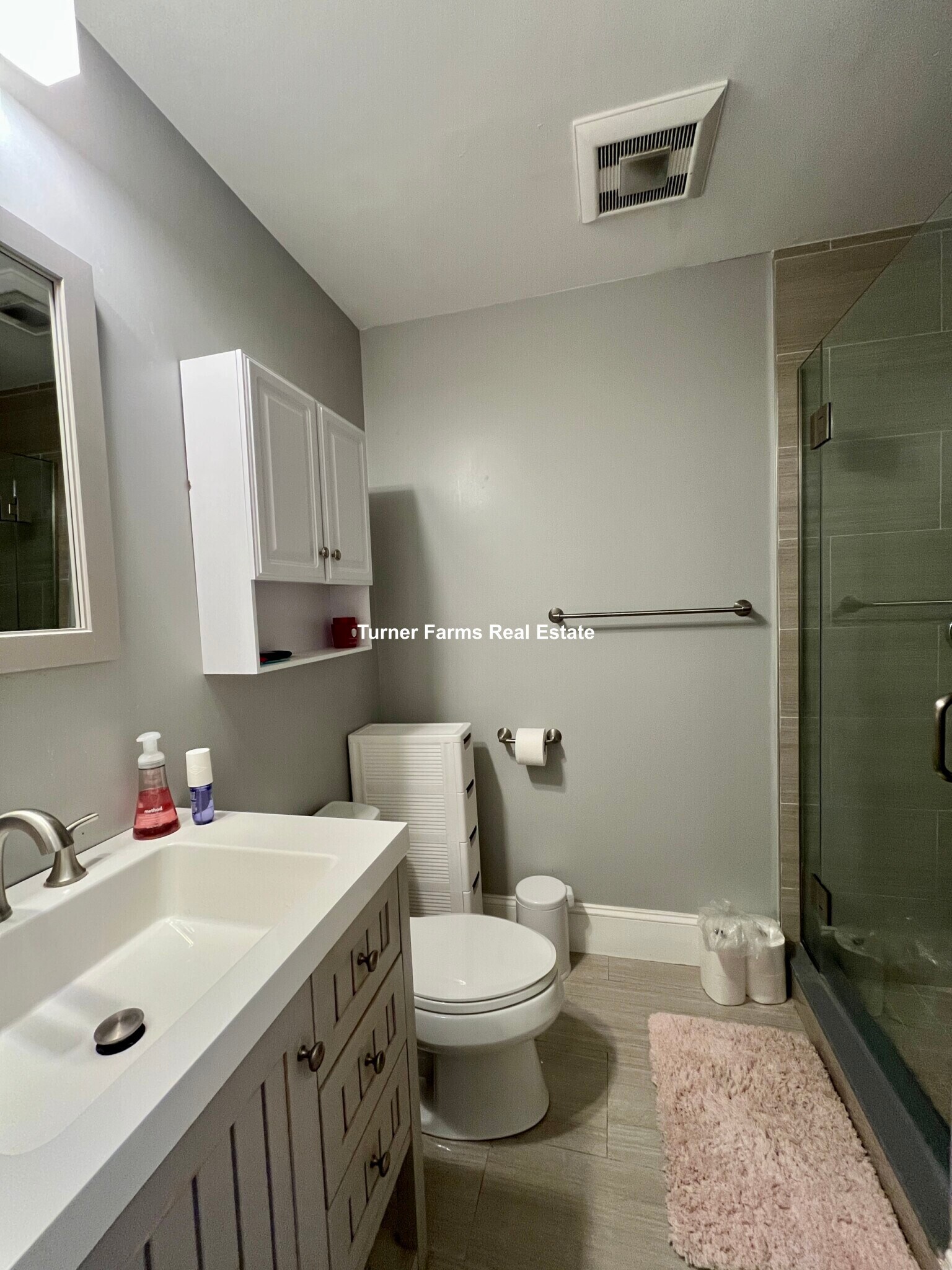 Building Photo - 92 Calumet St