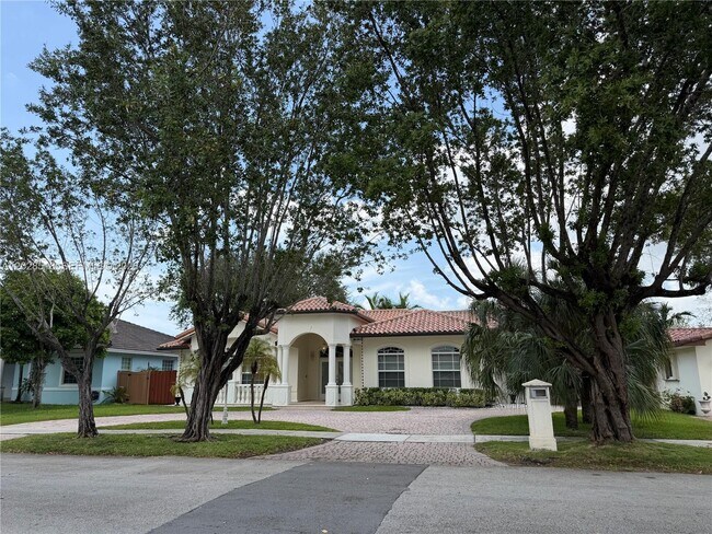 Building Photo - 9444 SW 78th St