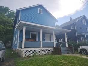 Building Photo - 15 Clinton St