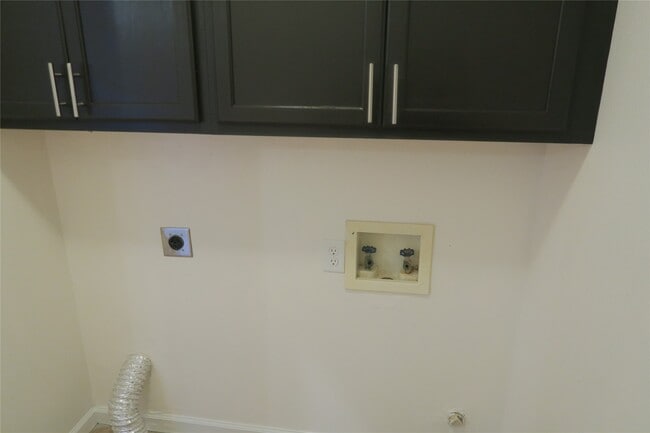 Building Photo - 1606 Quail Run