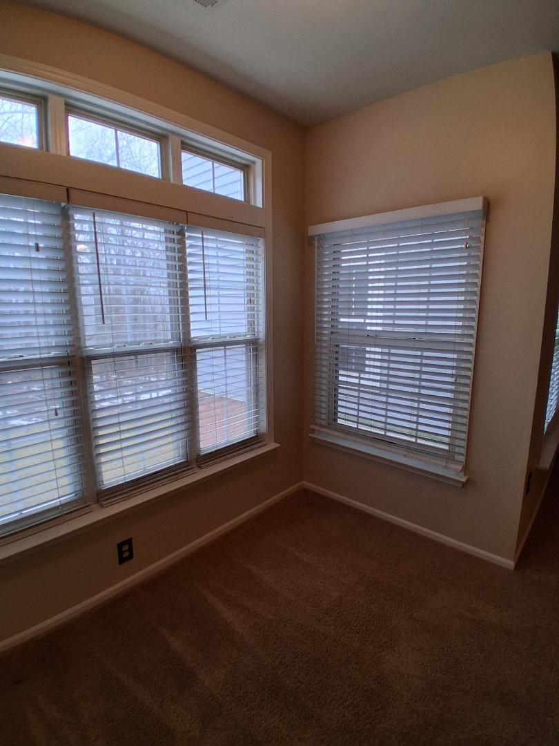 Building Photo - 8927 Groffs Mill Dr