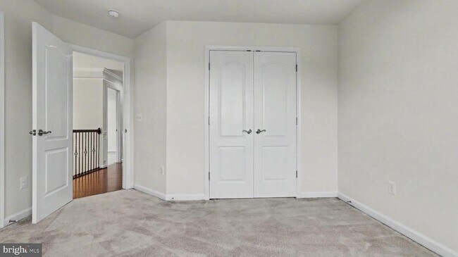 Building Photo - 40978 Spur Run Ln