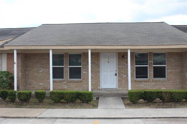 Primary Photo - 3366 Burke Rd