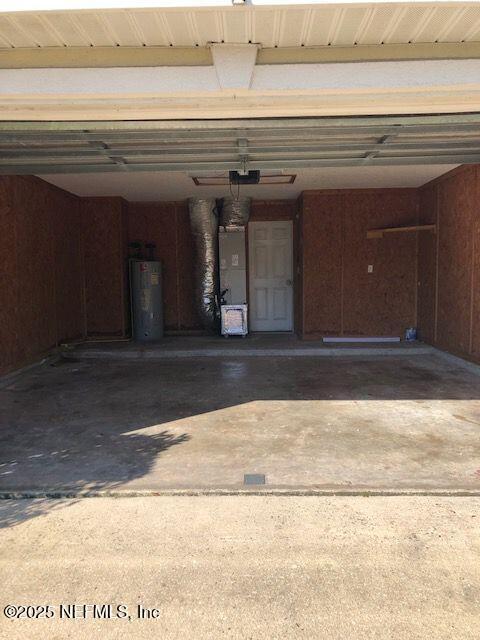 Building Photo - 1876 Creekview Dr