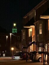 Building Photo - 600 Bagby Ave