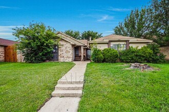 Building Photo - 3048 Navarro Ln