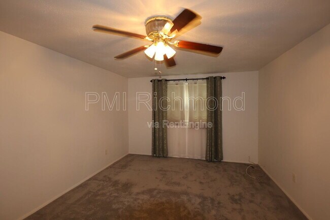 Building Photo - 15808 Tinsberry Pl