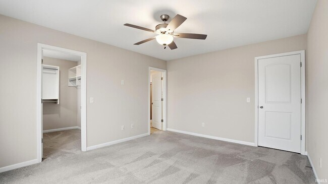 Building Photo - 3597 Canal Square Dr
