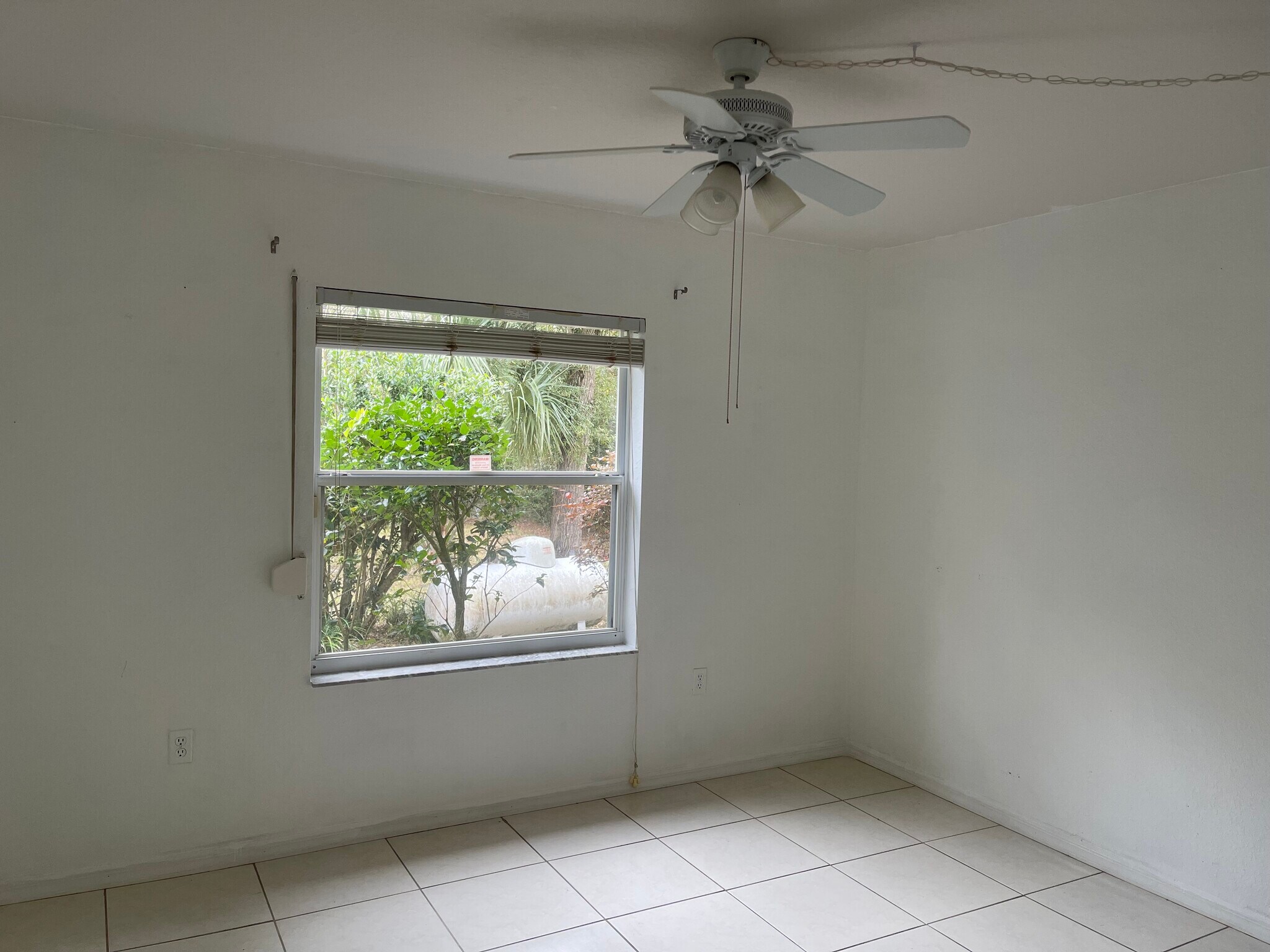 Building Photo - 10188 SW 188th Cir