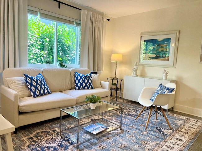 Building Photo - 508 Antioch Ave