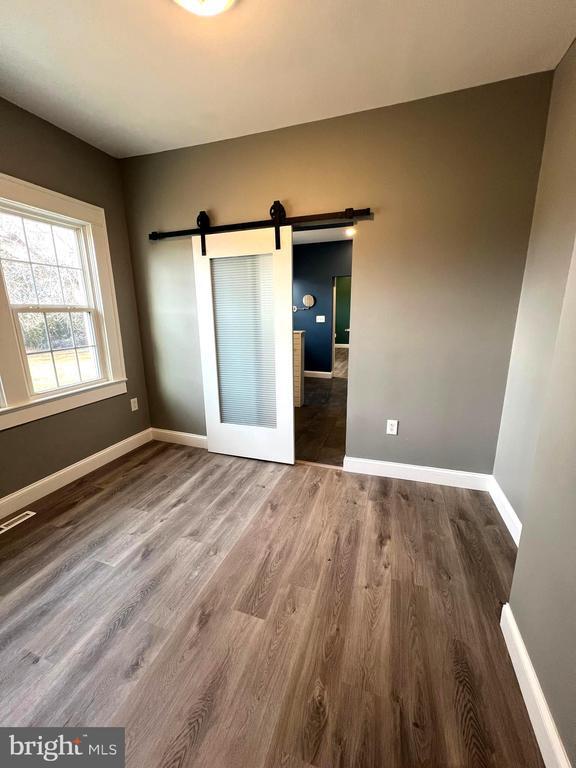 Building Photo - 7617 Old Plank Rd