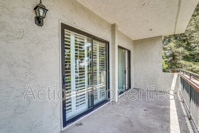 Building Photo - 2200 Agnew Rd