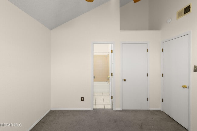 Building Photo - 5612 Mickey Mantle Ave