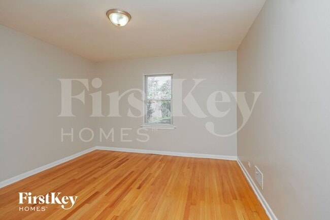 Building Photo - 1407 Evers Ave