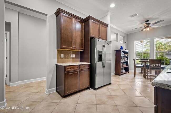 Building Photo - 1042 Southern Hills Dr