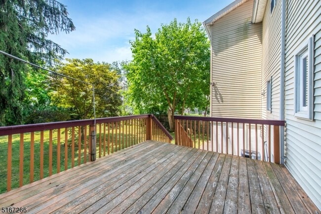 Building Photo - 99 Chesapeake Ave