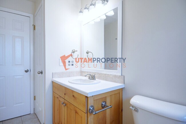Building Photo - 4337 S 1230 W