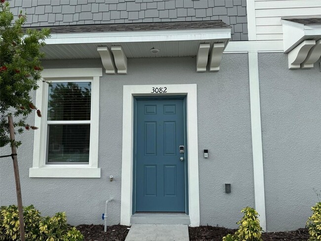 Building Photo - 3082 Skyline Lp