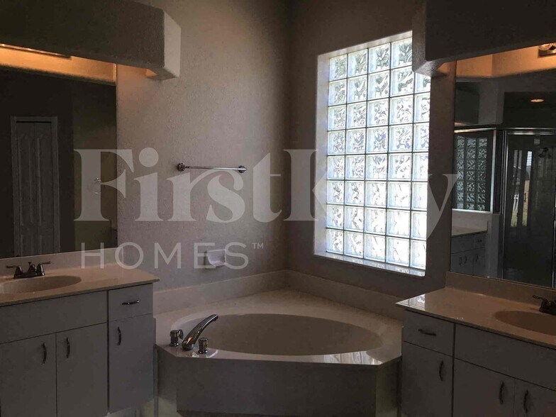 Building Photo - 3609 Warmspring Way