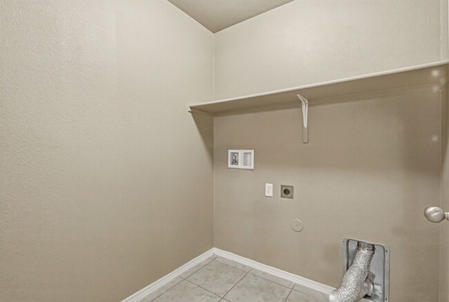 Building Photo - 3213 Willie Cager