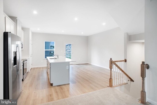 Building Photo - 9346 Tanfield Dr