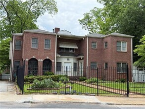 Building Photo - 3548 E Main St