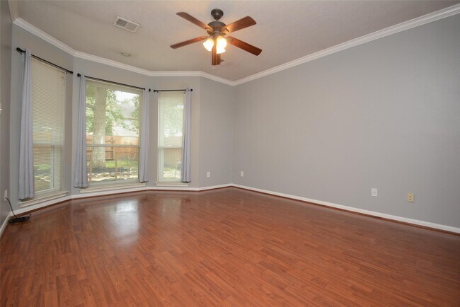 Building Photo - 5327 Willow Knoll Ct