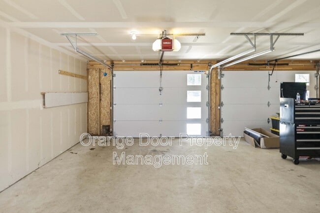 Building Photo - 7013 Stanich Ave