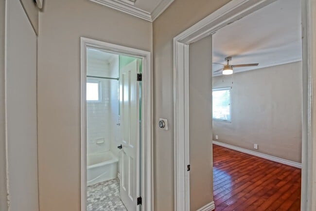 Building Photo - REMODELED, CHARMING & AIRY 3BR2BA HOME W/ OFFICE ON A LARGE LOT W/ NICELY LANDSCAPED FRONT YARD, ...