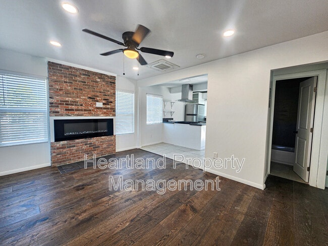 Building Photo - 4487 Landis St