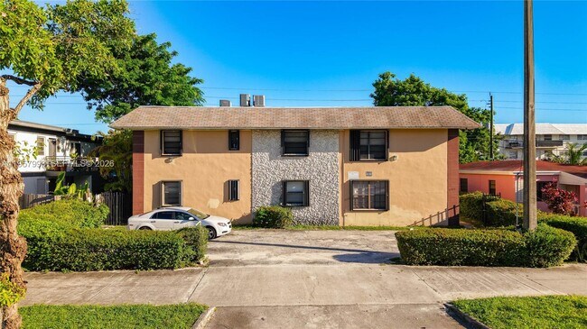 Building Photo - 2335 NE 172nd St