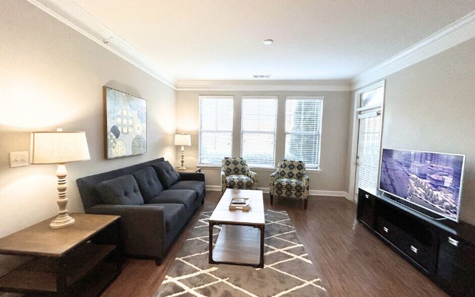 Building Photo - 11134 Medlock Bridge Rd