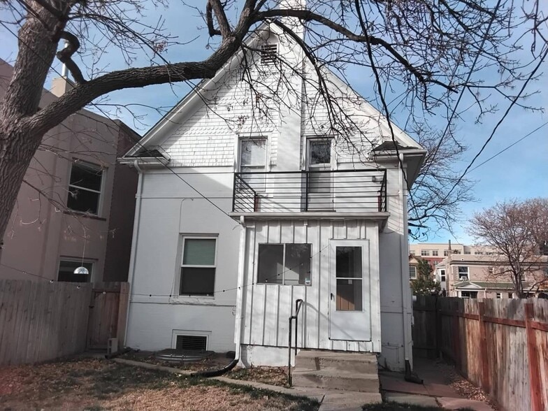 Building Photo - Stylish Governors' Park 1 bed/1 bath apartment near Cherry Creek Trail