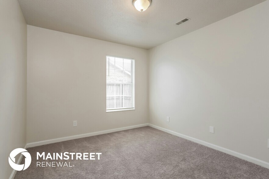 Building Photo - 7254 Genoa Ln