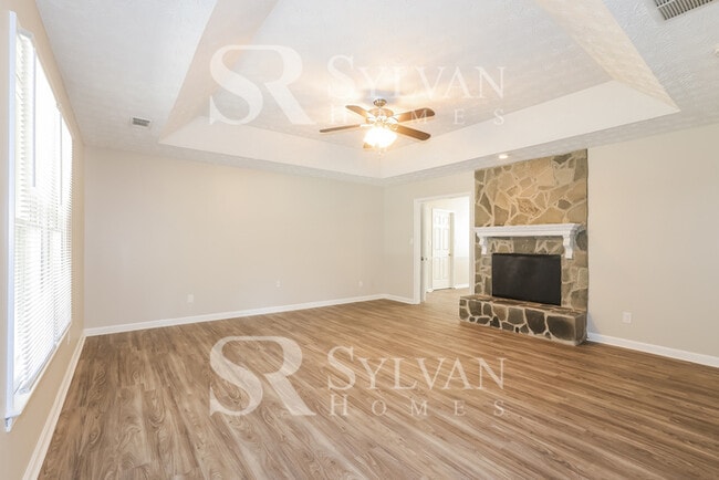 Building Photo - At Last, This Is What You Have Been Searching For!