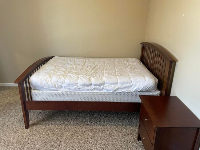 Building Photo - 1153 Fairman Way