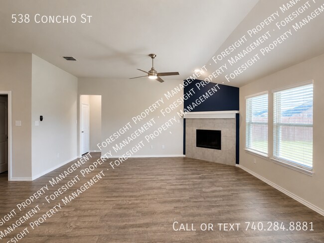 Building Photo - 538 Concho St