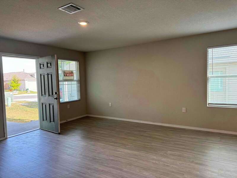 Building Photo - 12107 Overton Wy