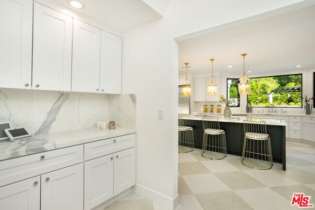 Building Photo - 4608 Westchester Dr