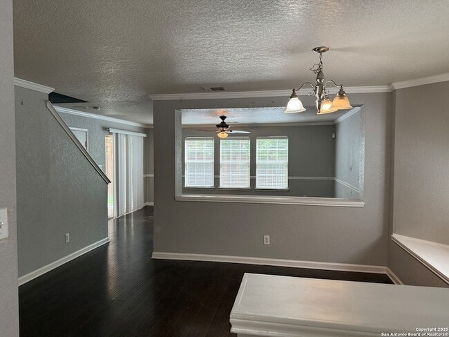 Building Photo - 4906 Royal Stable