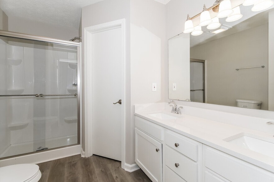 Building Photo - 6722 Foxfire Dr