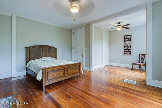 Building Photo - 1422 Highland Ave
