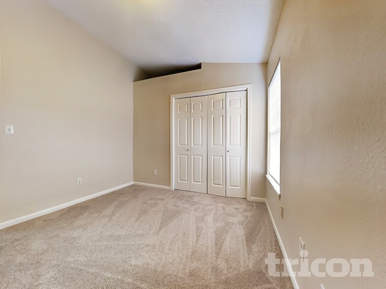 Building Photo - 3239 Kelling St