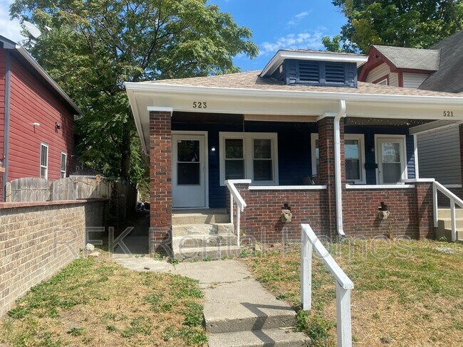 Primary Photo - 523 N Temple Ave