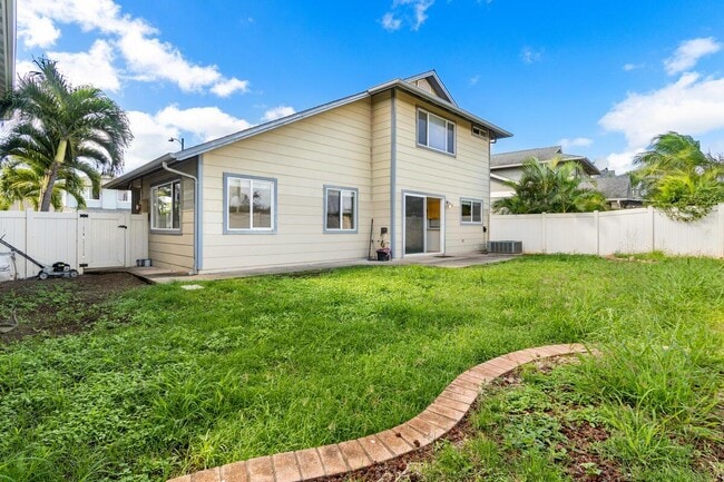 Building Photo - 91-1096 Ho&#x27;oka&#x27;ahea Street