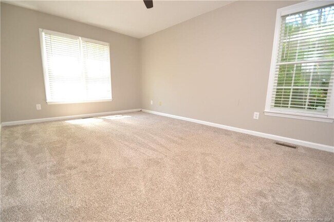 Building Photo - 804 Curtiss Dr